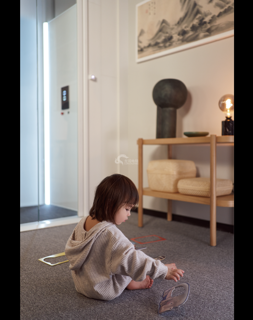 SWIFT家用電梯：安全居家通行，童顏歡笑徜徉333.png